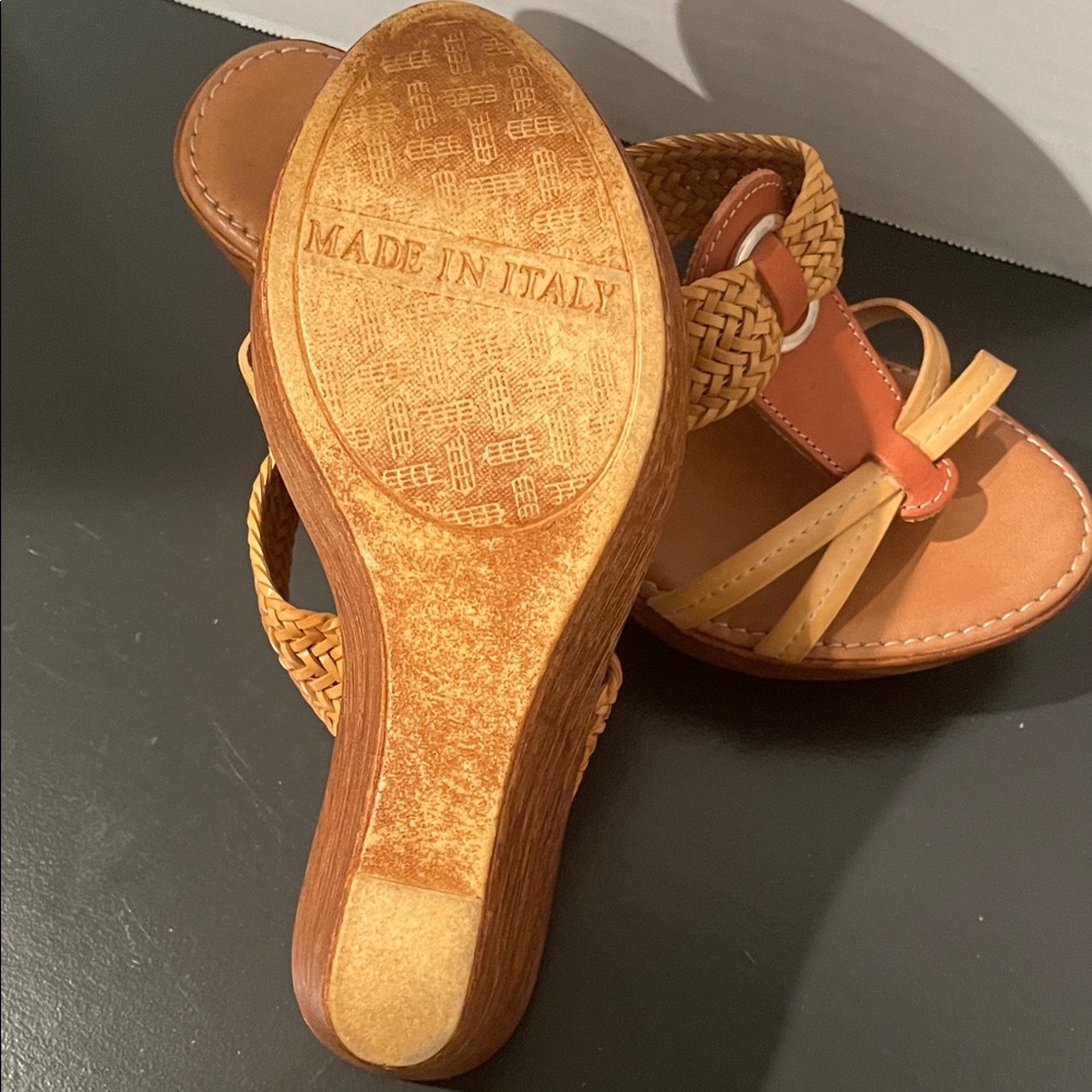 Italian Shoemakers Natural and Tan Wedge Sandals. Size 6 1/2 - Picture 7 of 9